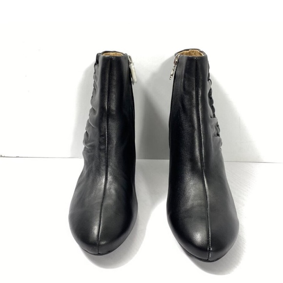 Bettye Muller Deena Booties Sz 6.5M Black Soft Napa Leather Heel Ankle Boots NEW - Picture 2 of 9